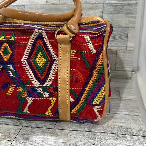 Vintage The Elephant Walk-Handcrafted red tapestry leather Rug Bag - Picture 3 of 14